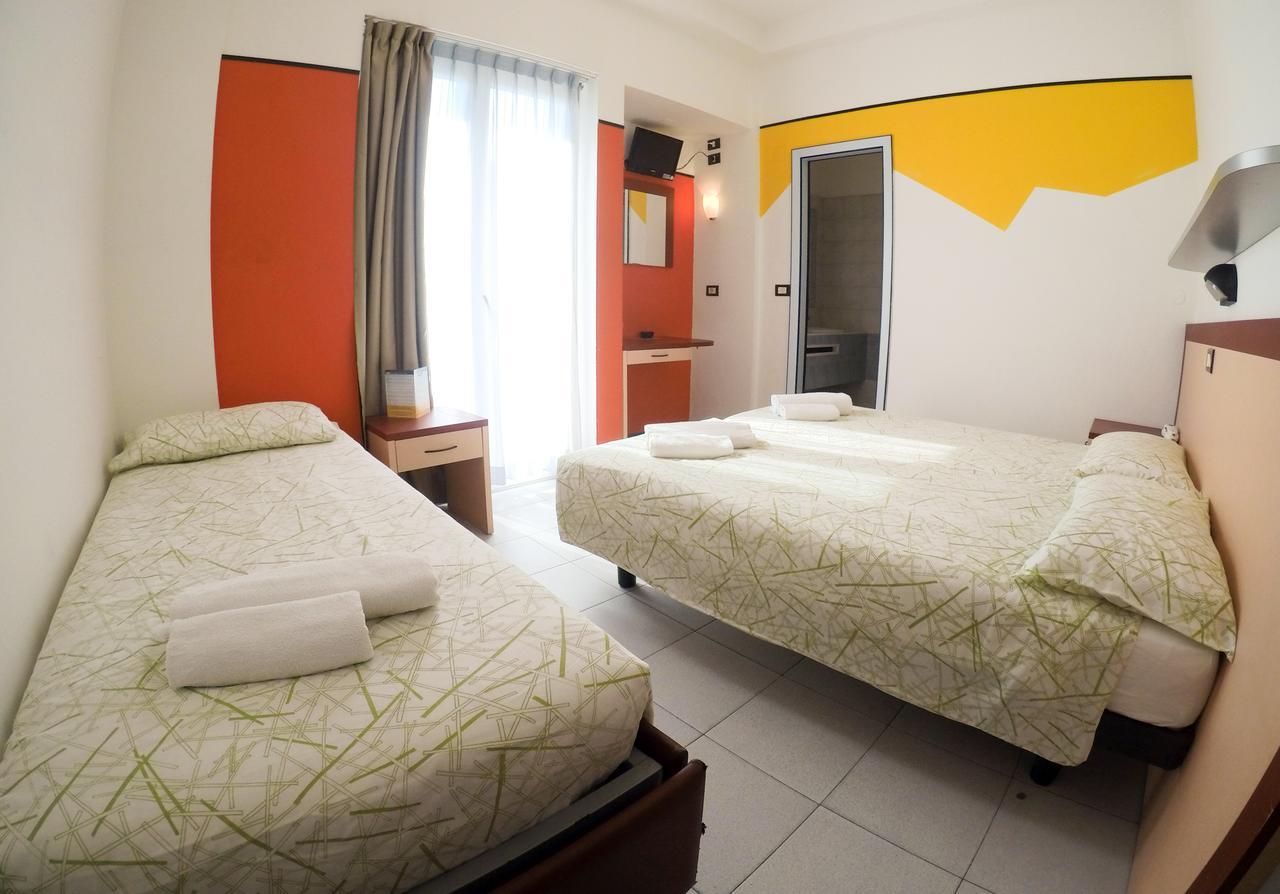 Hotel Elba Римини Экстерьер фото